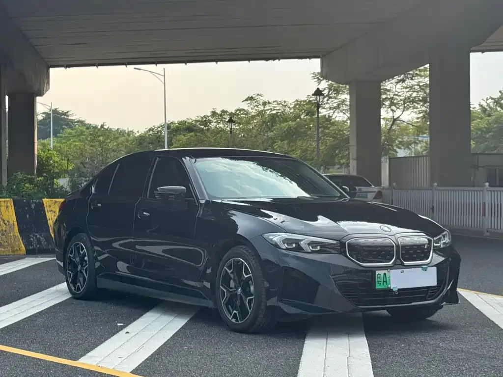 BMW i3 — фото 3