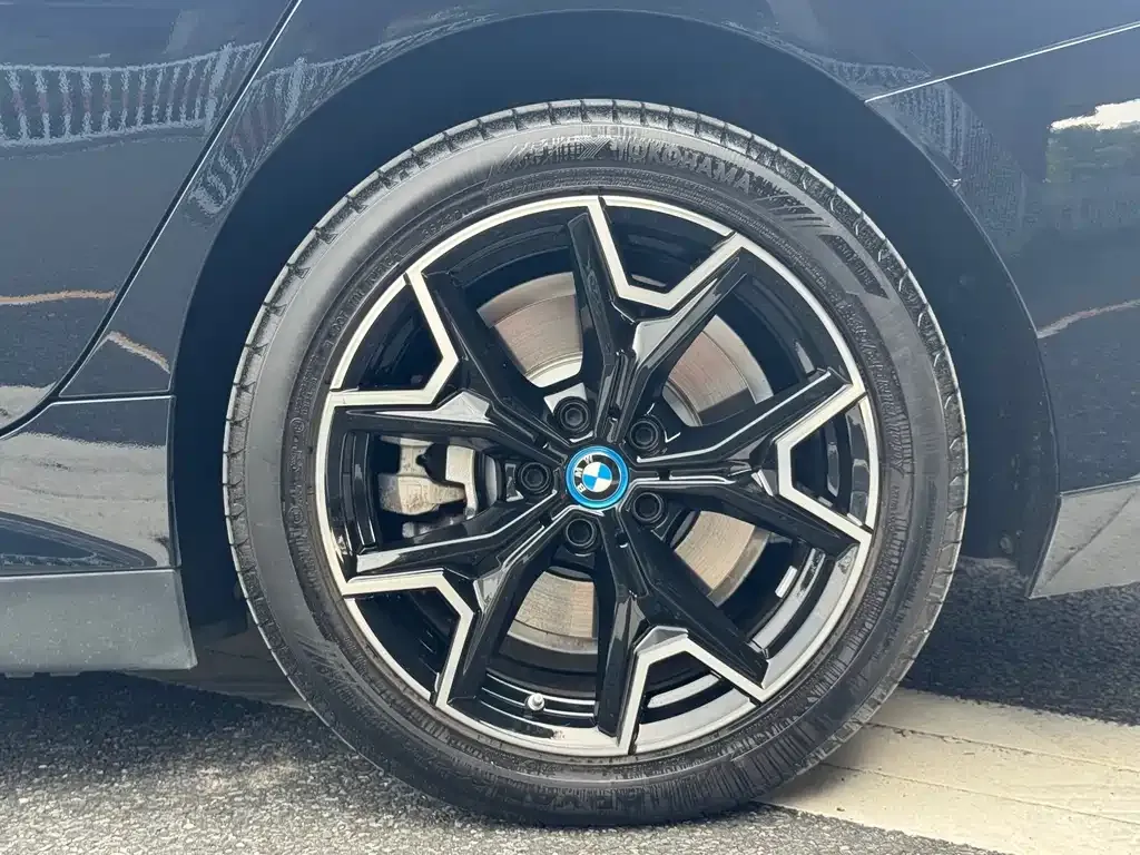 BMW i3 — фото 2