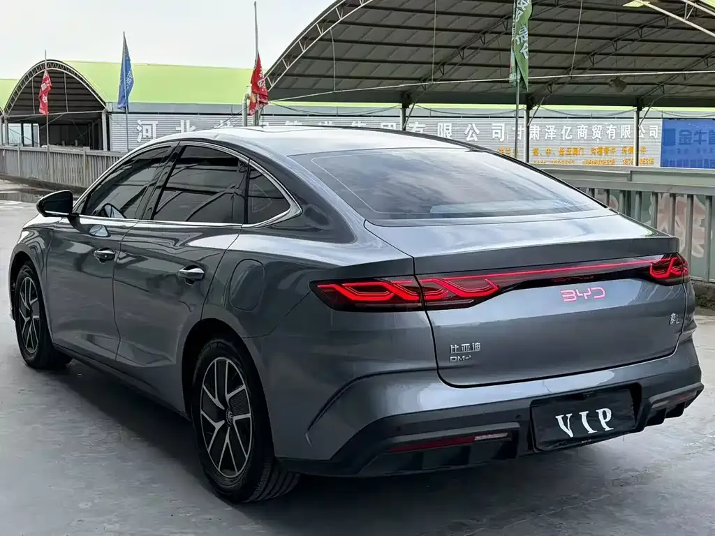 BYD Qin L — фото 7