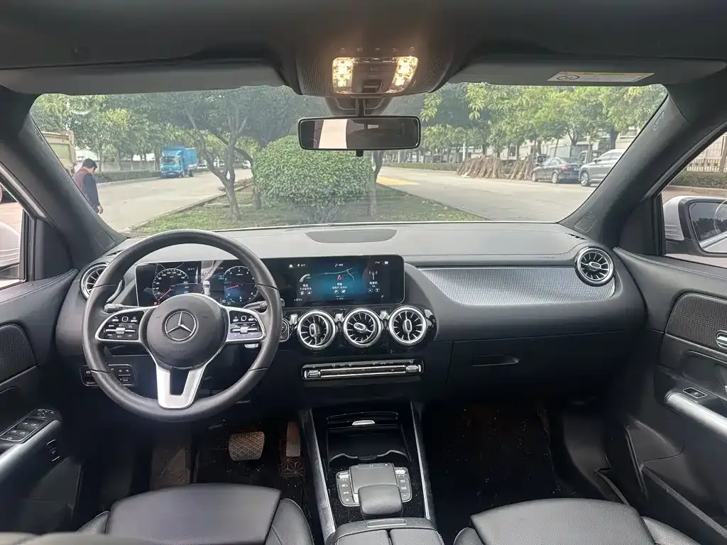 Mercedes-Benz GLA — фото 6