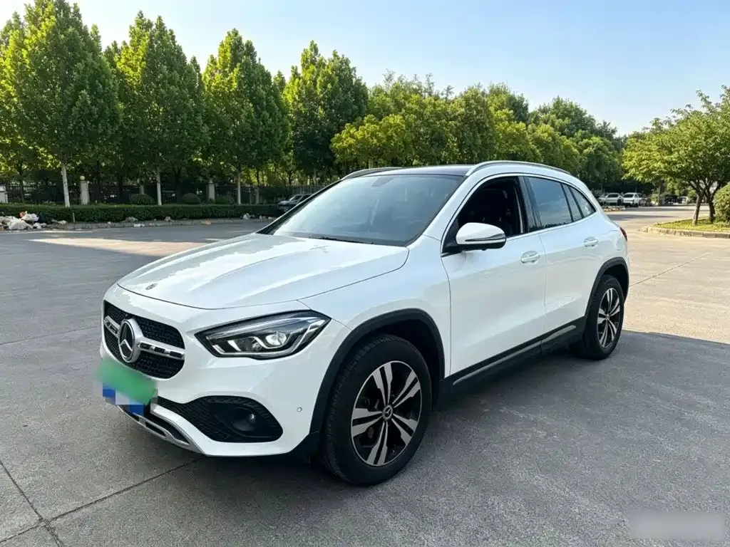 Mercedes-Benz GLA — фото 8