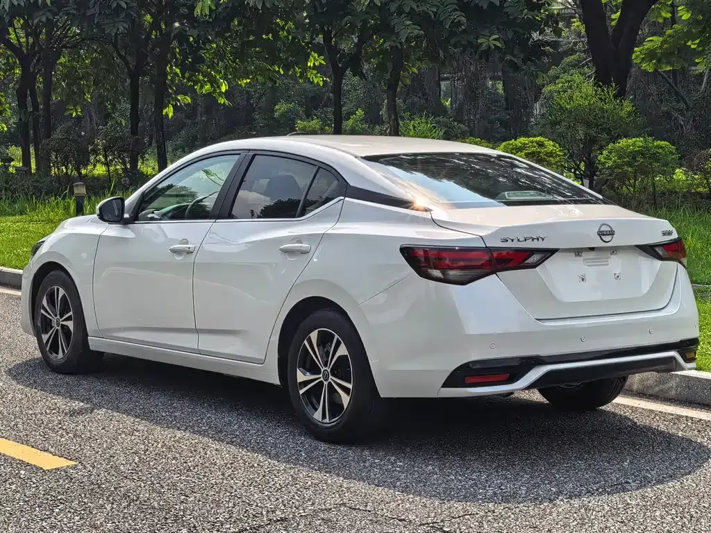 Nissan Sylphy — фото 10