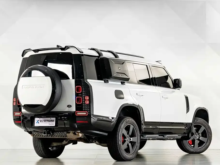 Land Rover Defender — фото 8