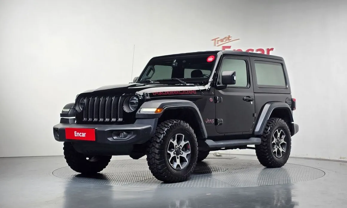 Jeep Wrangler — фото 1