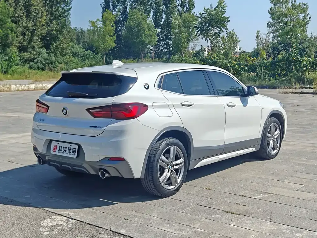 BMW X2 — фото 10