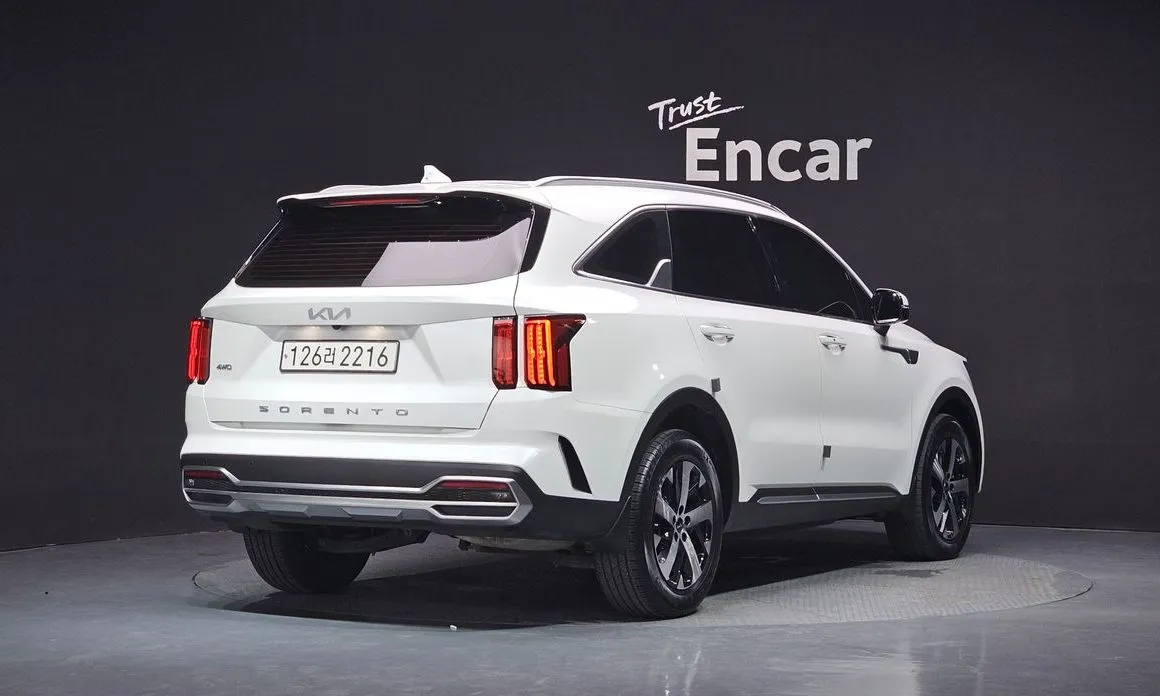 Kia Sorento — фото 3