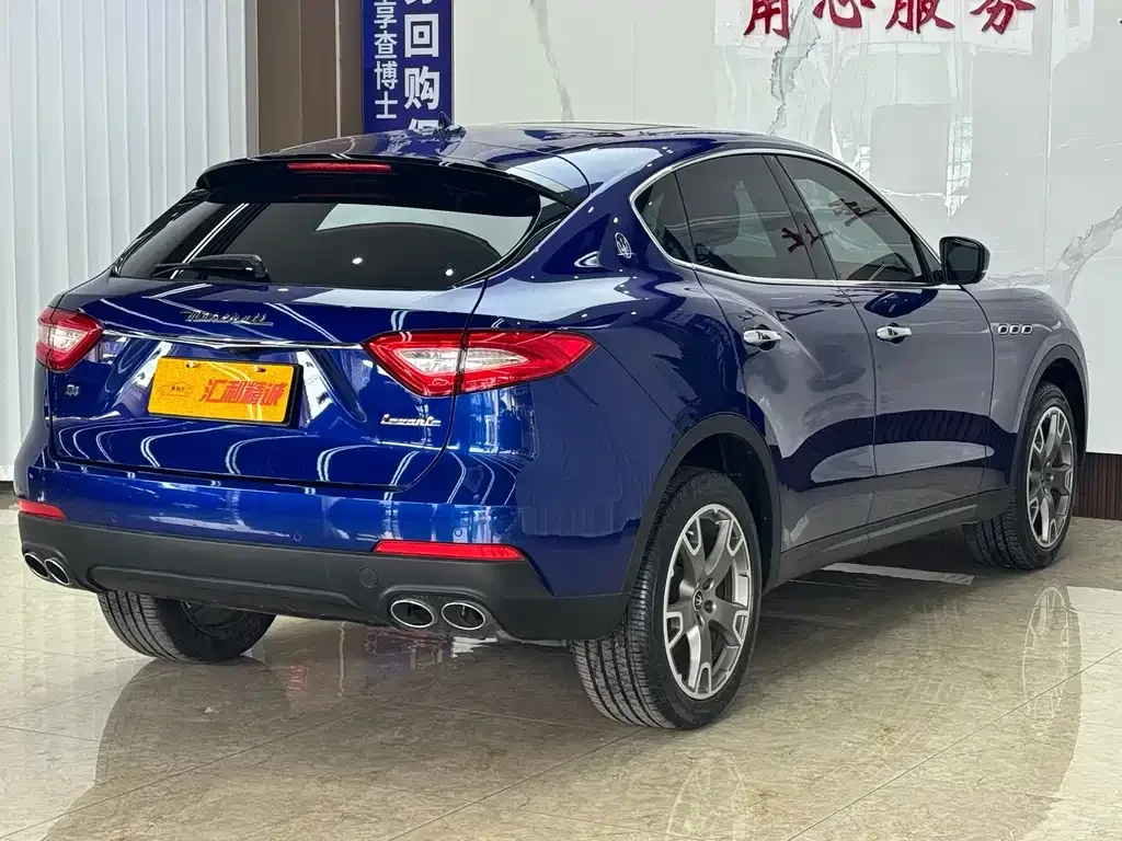 Maserati Levante — фото 2