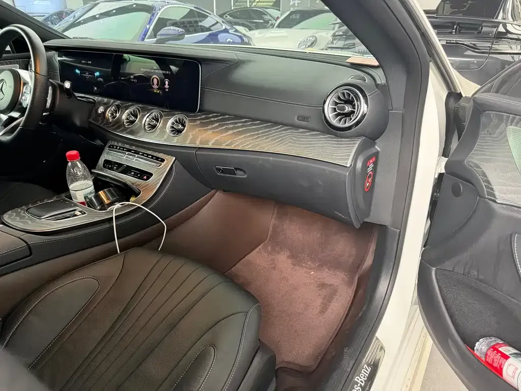 Mercedes-Benz CLS — фото 6
