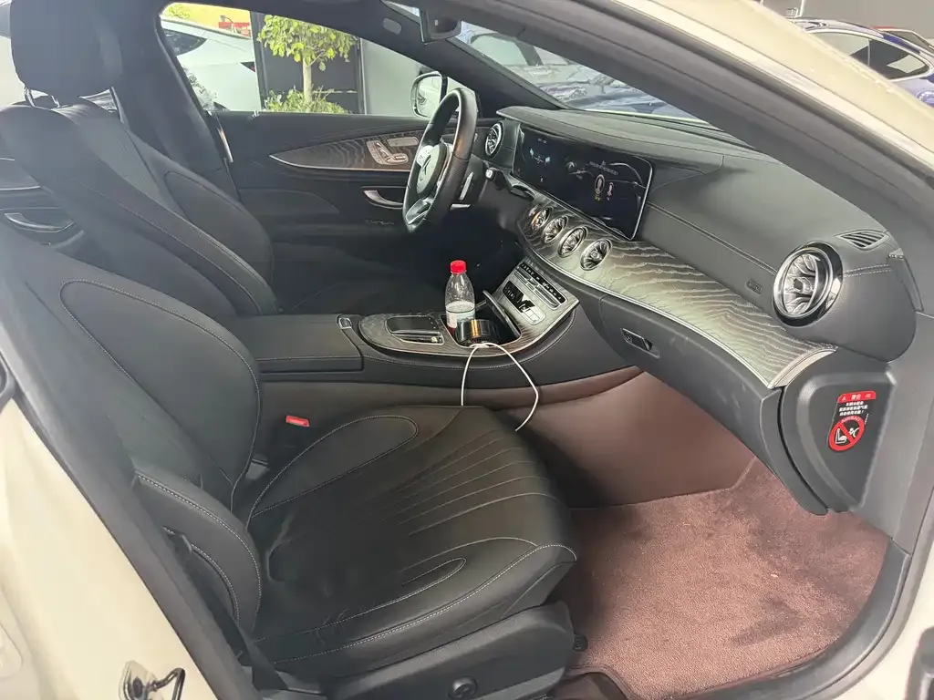 Mercedes-Benz CLS — фото 4