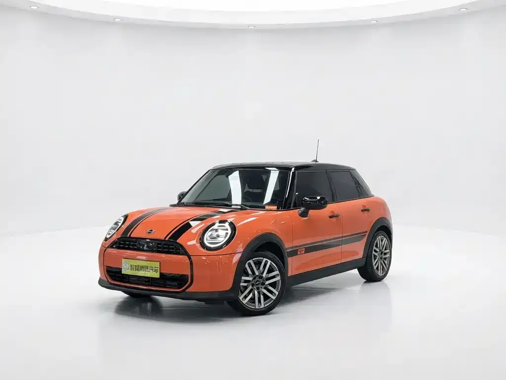 MINI Cooper (3-door) — фото 1