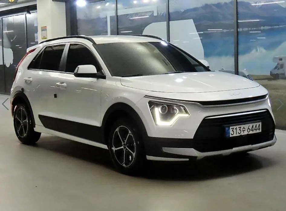 Kia Niro — фото 1