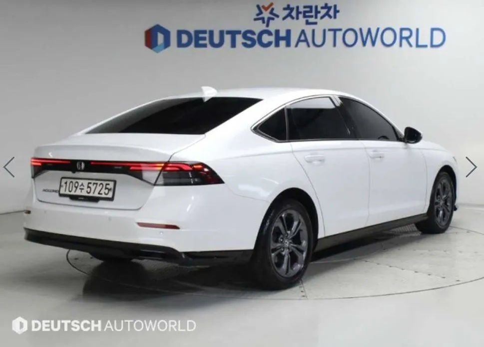 Honda Accord — фото 2
