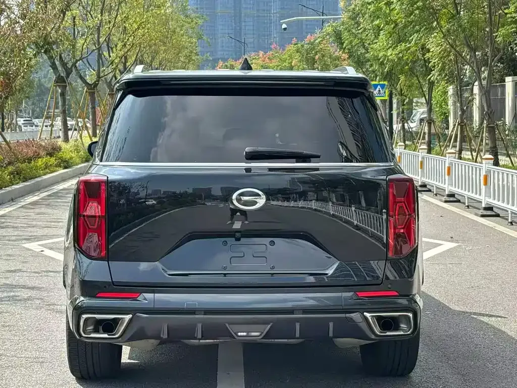 GAC Motor Trumpchi GS8 — фото 8