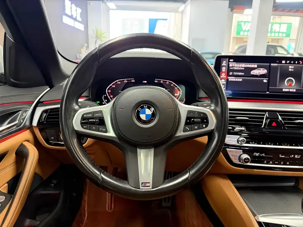 BMW 5 Series (Import) — фото 3