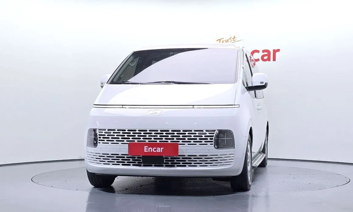 Hyundai Staria — фото 2