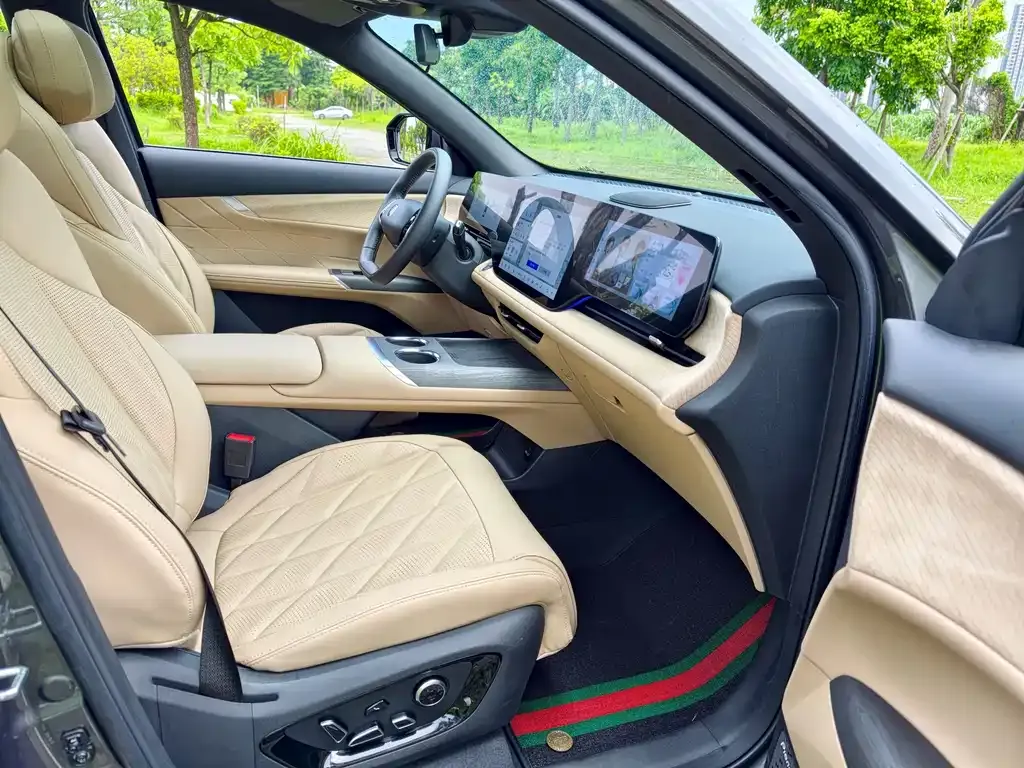 Changan CS75 PLUS — фото 8