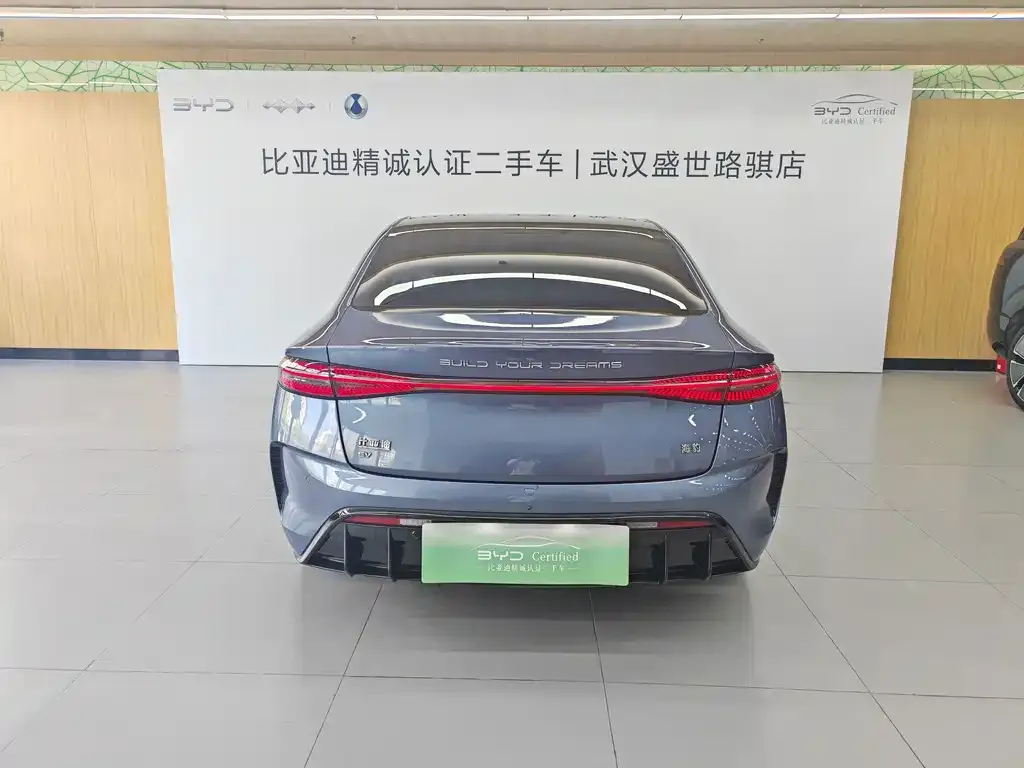 BYD Seal — фото 2