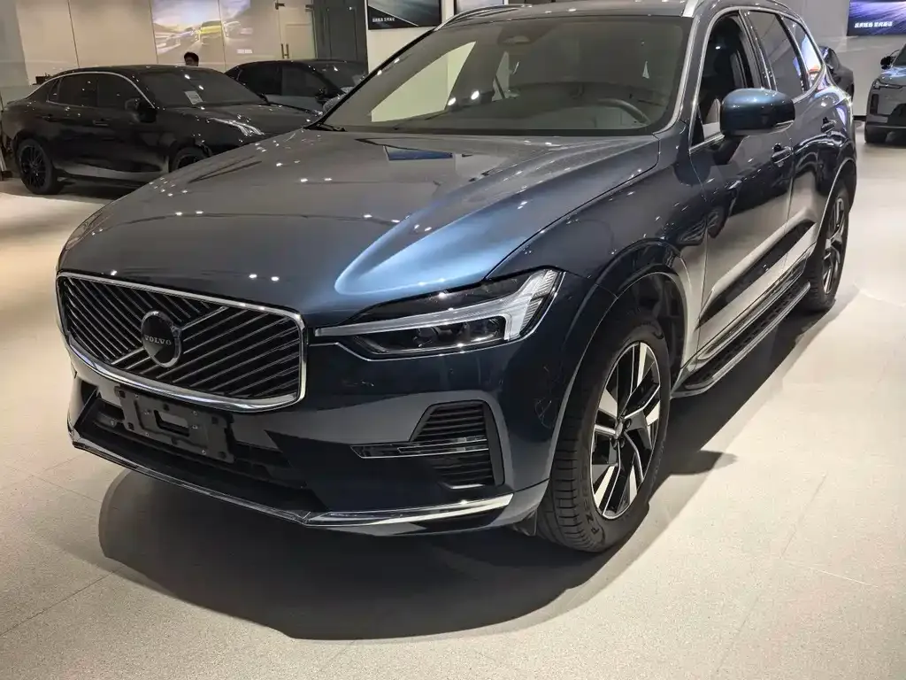 Volvo XC60 — фото 4
