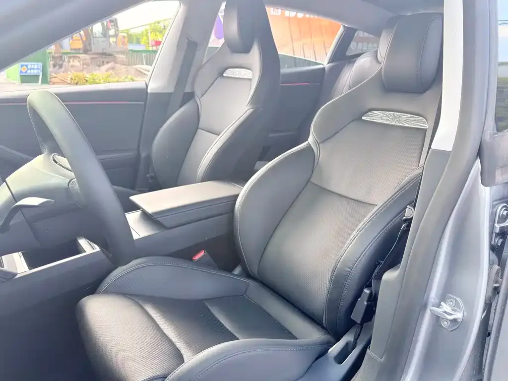 Tesla Model 3 — фото 6