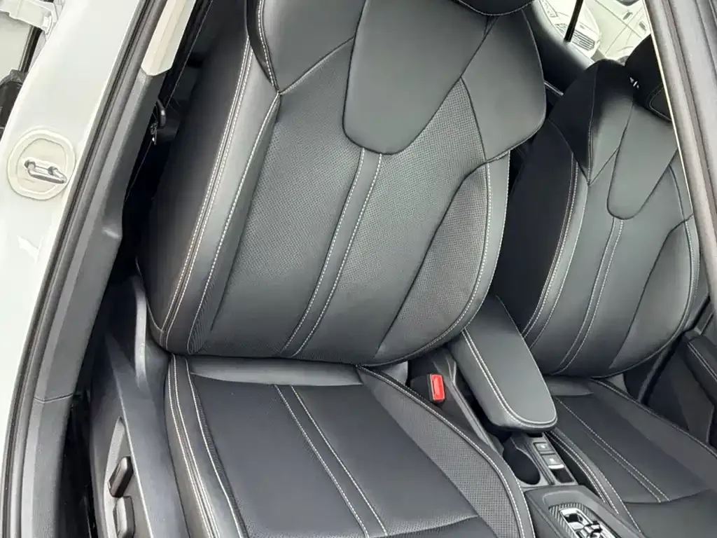Skoda Octavia — фото 2