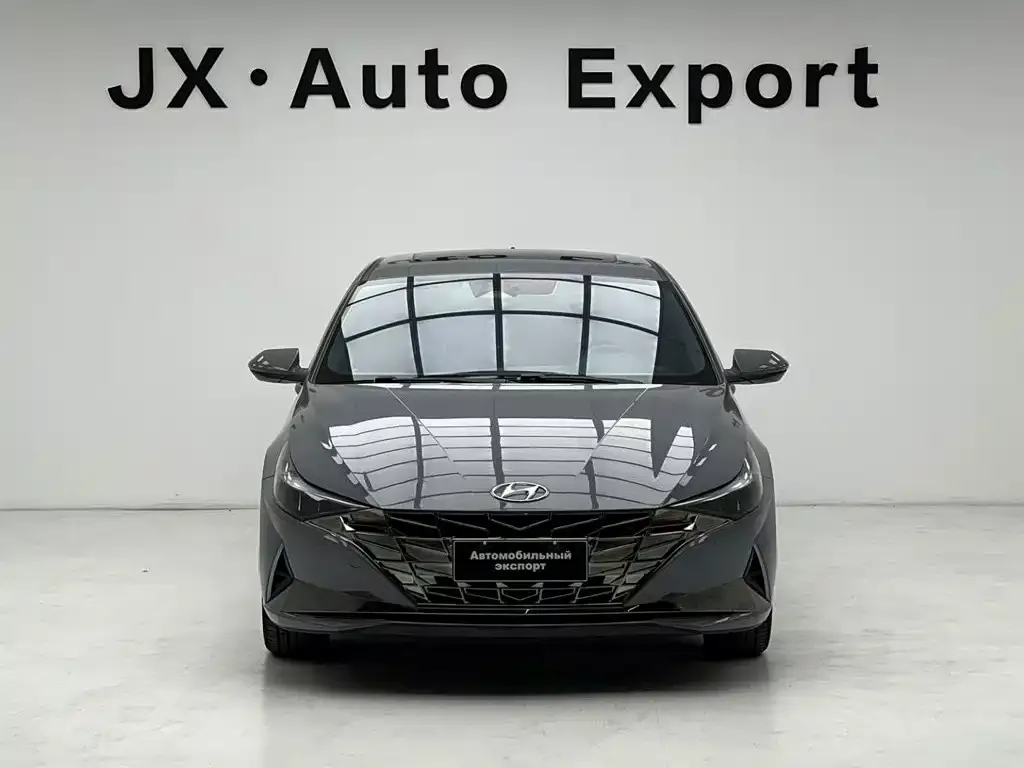 Hyundai Elantra — фото 2