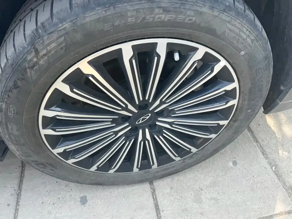Chery Tiggo 9 C-DM — фото 7
