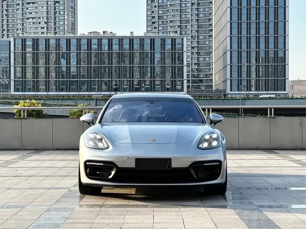 Porsche Panamera — фото 10
