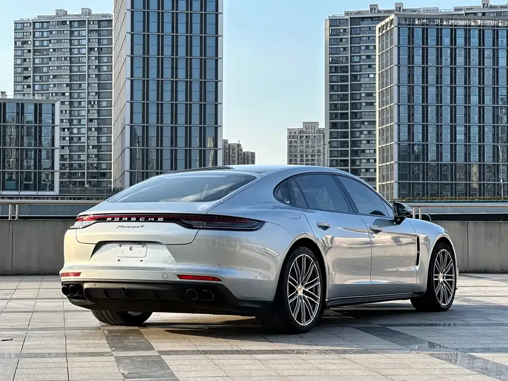 Porsche Panamera — фото 8