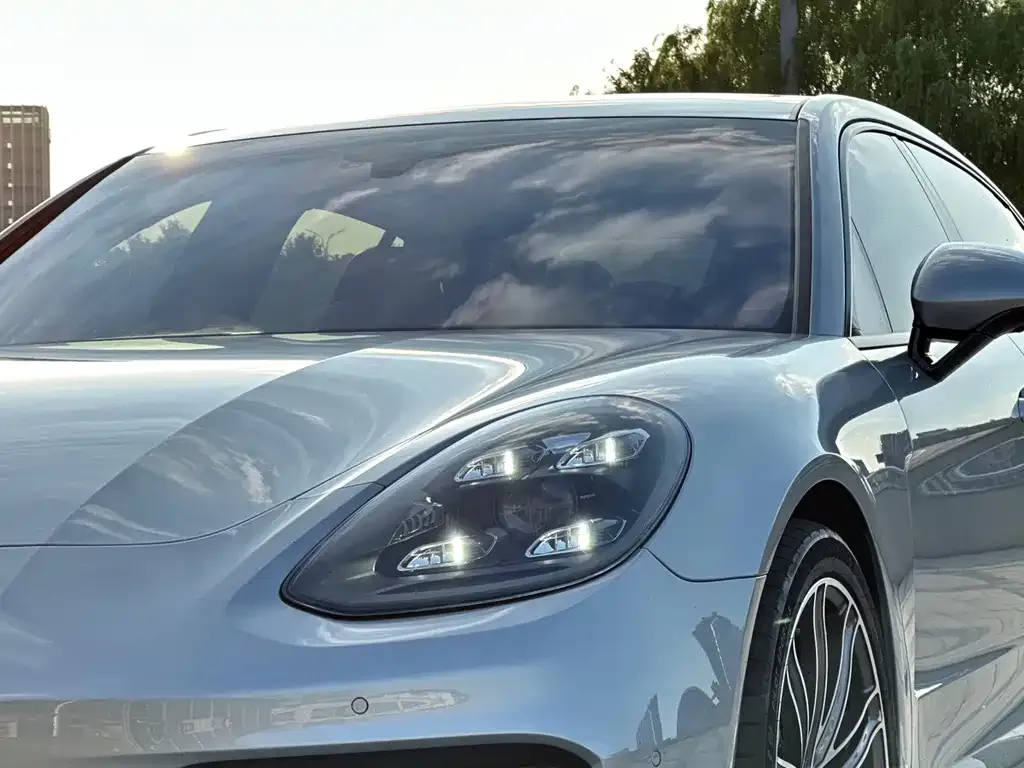 Porsche Panamera — фото 2