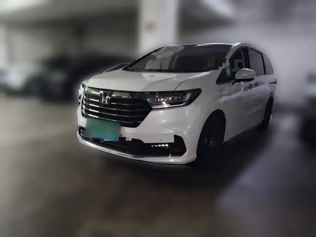 Honda Odyssey — фото 1