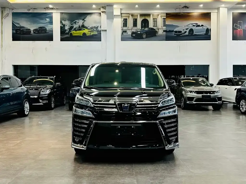 Toyota Vellfire — фото 6