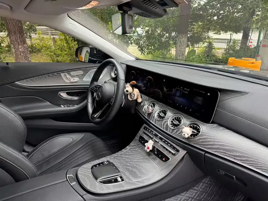 Mercedes-Benz CLS — фото 6