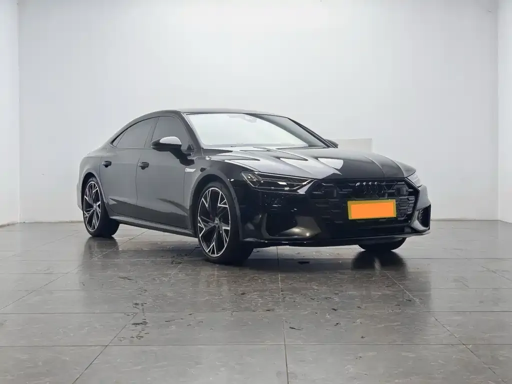 Audi A7L — фото 9