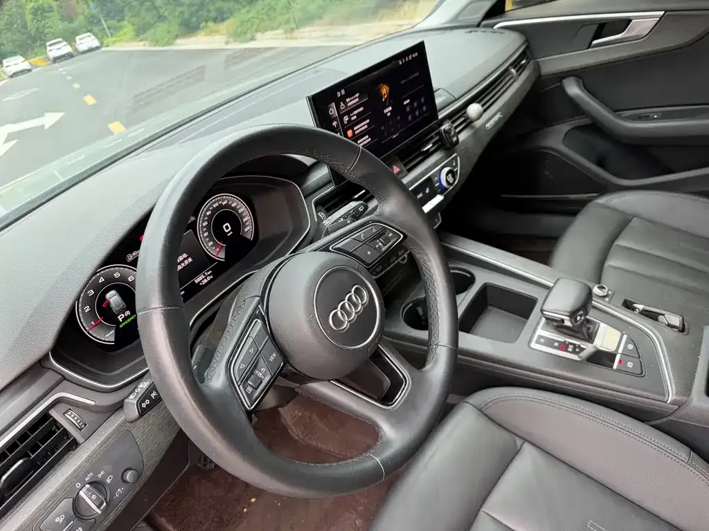 Audi A4 (Import) — фото 9