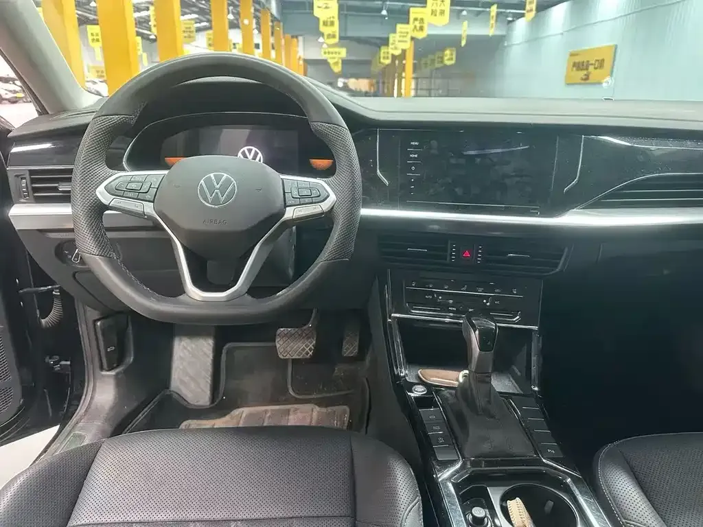 Volkswagen Passat — фото 7