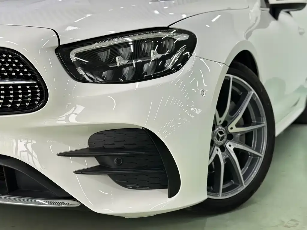 Mercedes-Benz E-Class (Import) — фото 5
