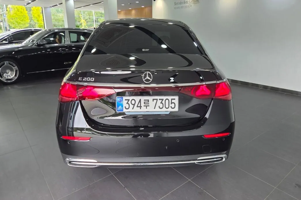 Mercedes-Benz E-Class — фото 10