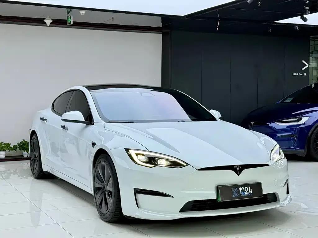 Tesla Model S — фото 3