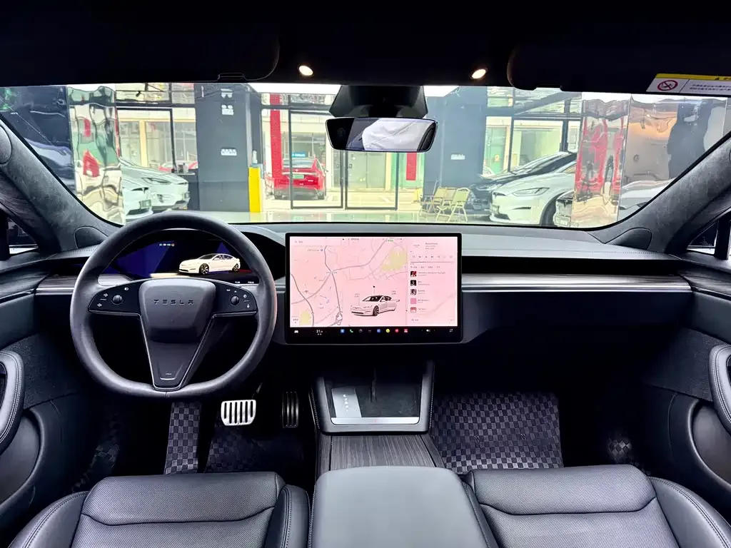 Tesla Model S — фото 9