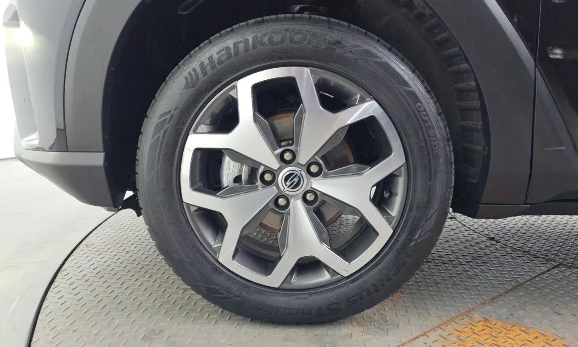 KG Mobility (Ssangyong) Torres — фото 6