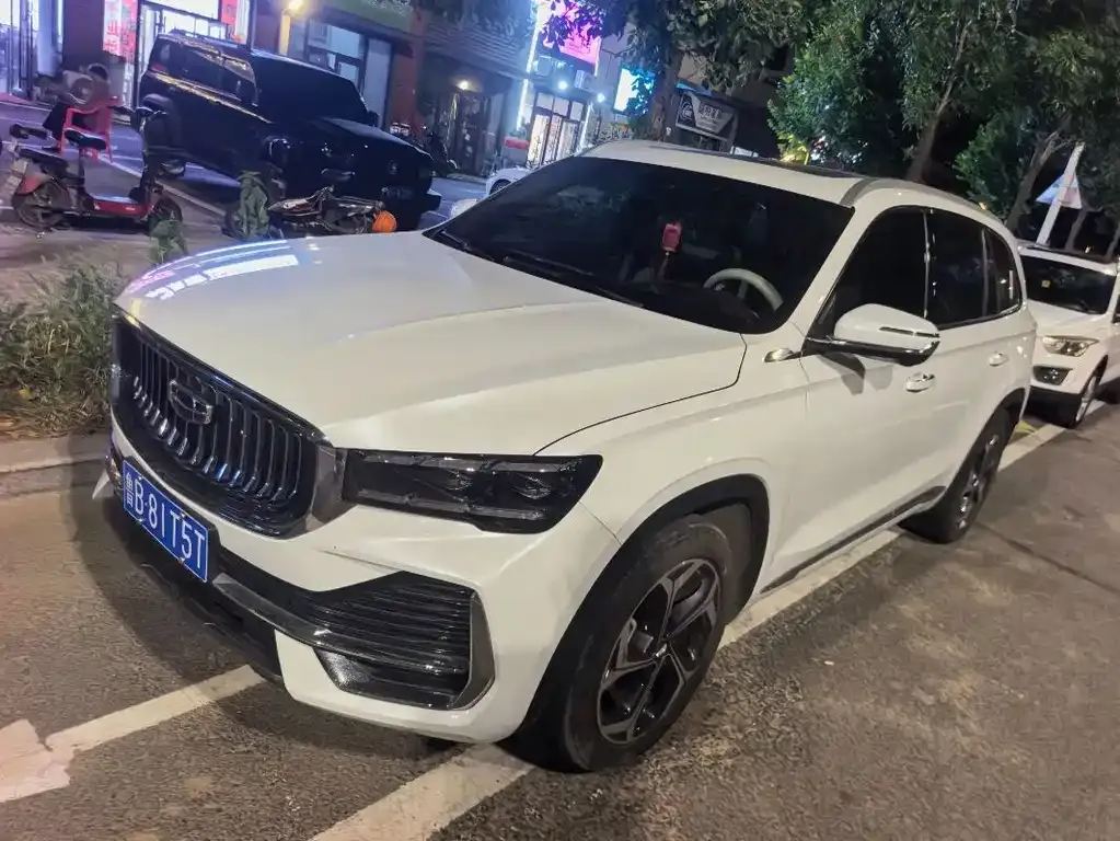 Geely Xingyue L — фото 1
