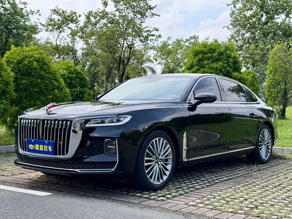 Hongqi H9 — фото 1