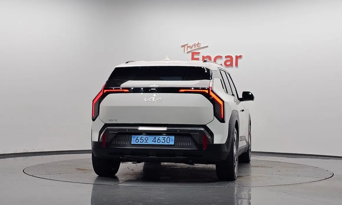 Kia EV3 — фото 3