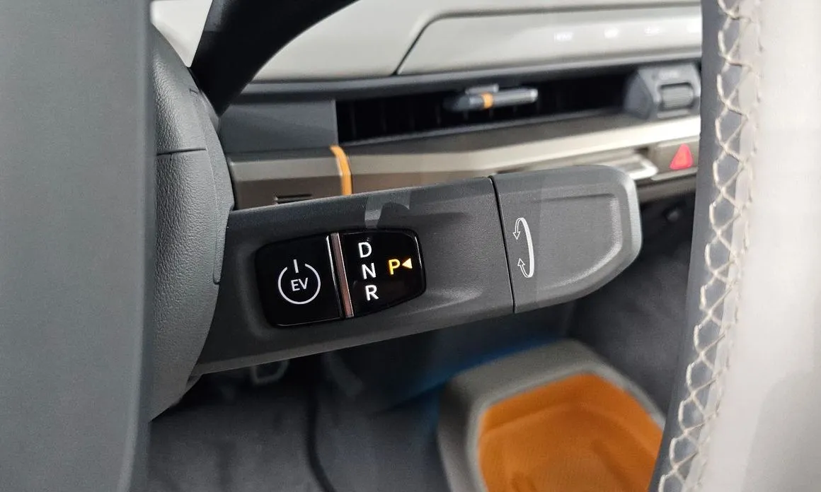 Kia EV3 — фото 5