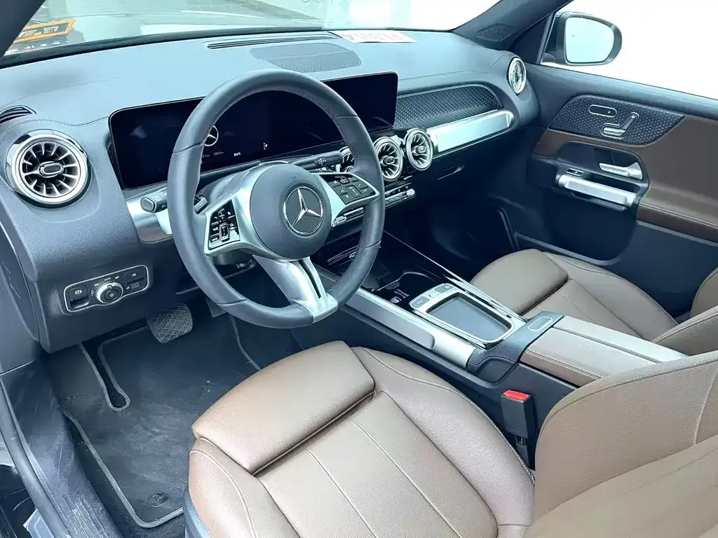 Mercedes-Benz EQB — фото 3