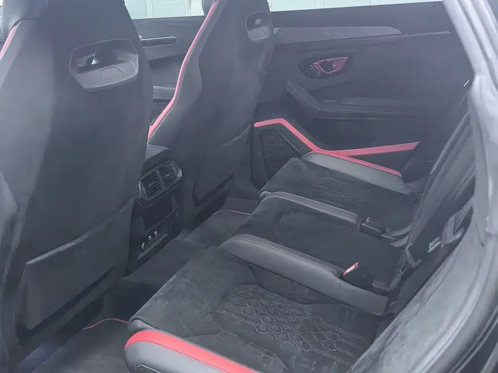 Lamborghini Urus — фото 5