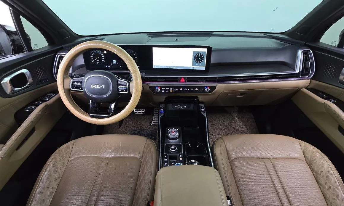 Kia Sorento — фото 9