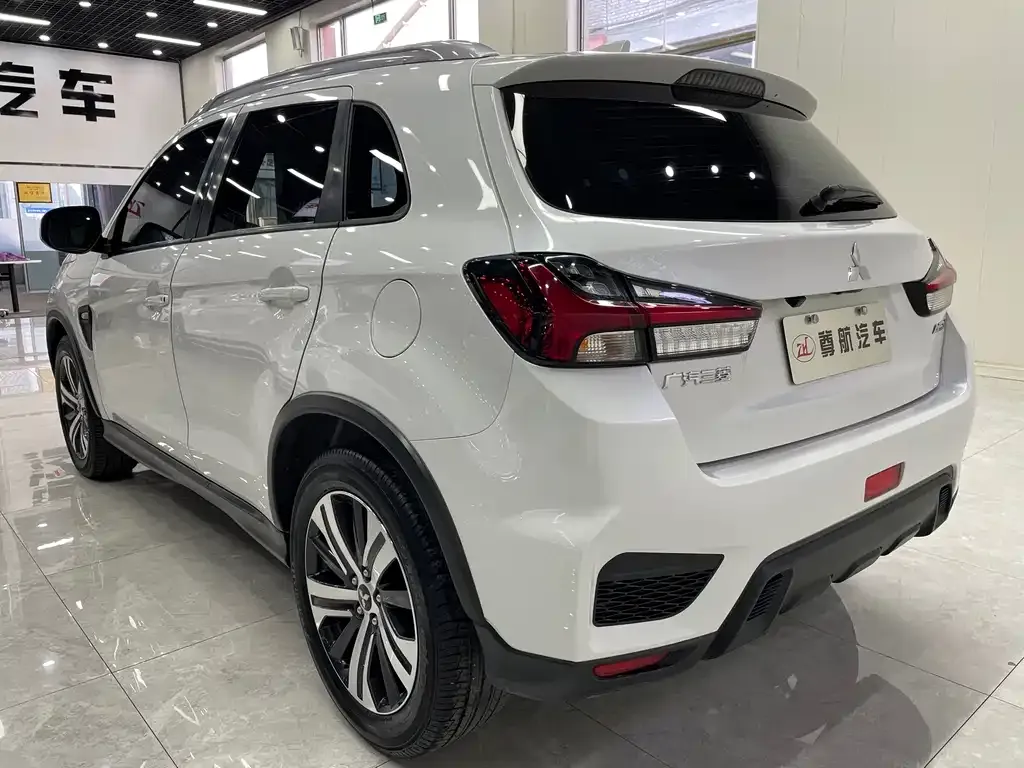 Mitsubishi ASX — фото 9