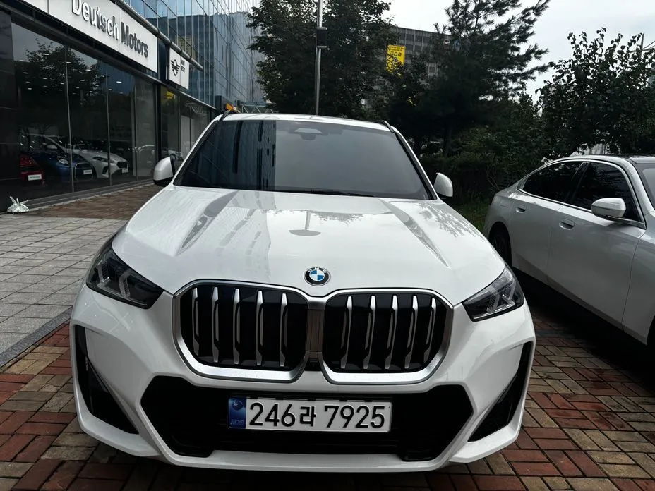 BMW X1 — фото 1