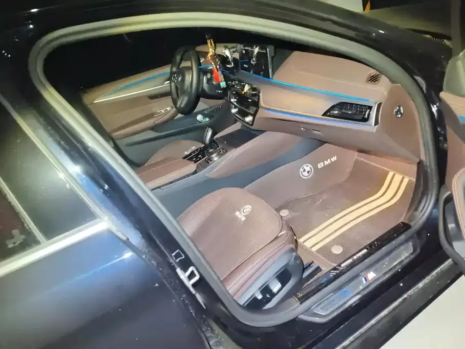 BMW 5 Series New Energy — фото 4